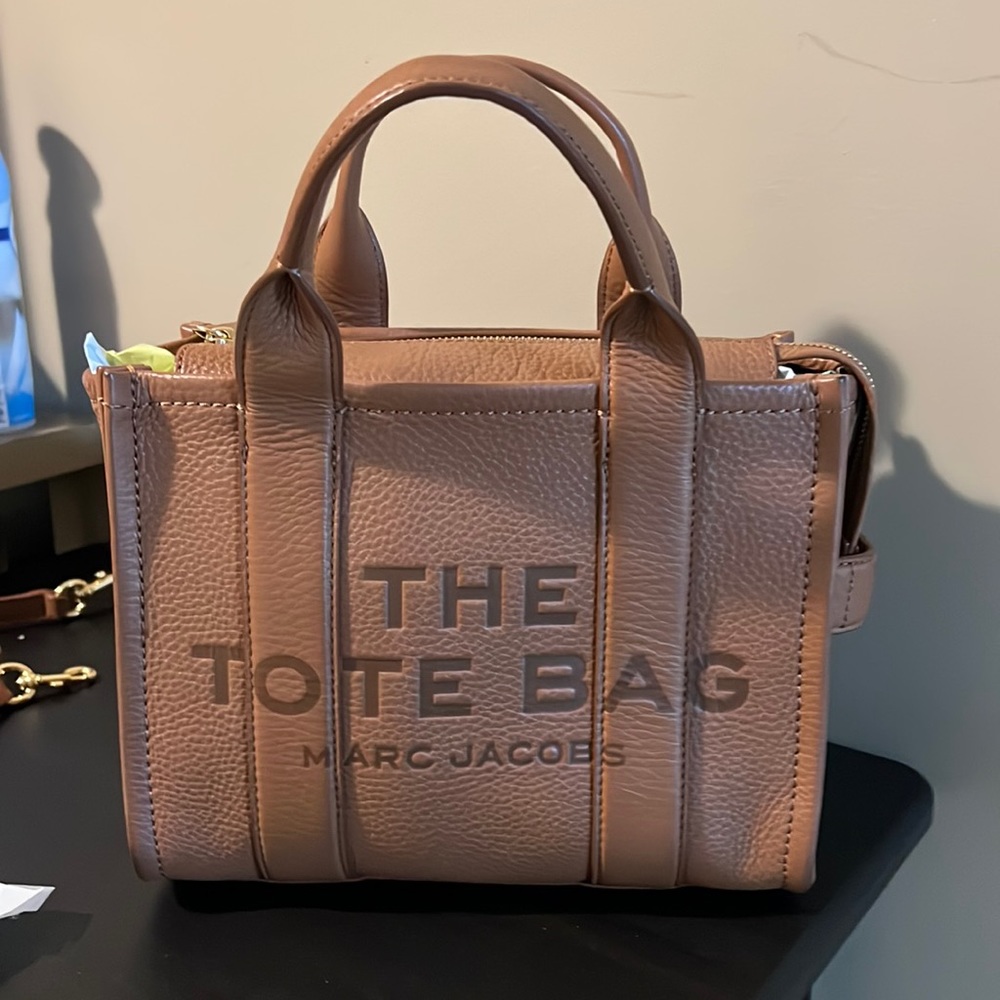 Marc Jacobs mini tracker tote